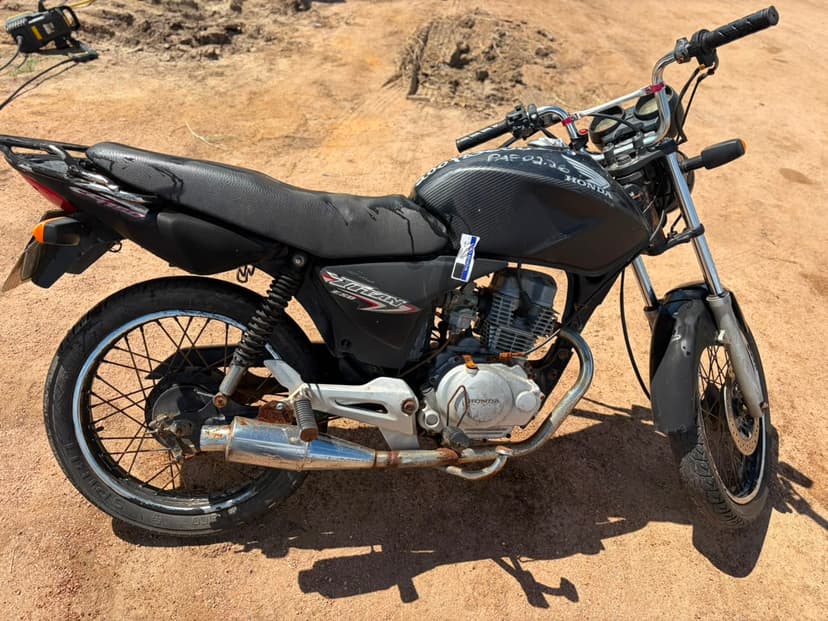 VEÍCULO CONSERVADO HONDA / CG 150 TITAN ESD - 2004/2004