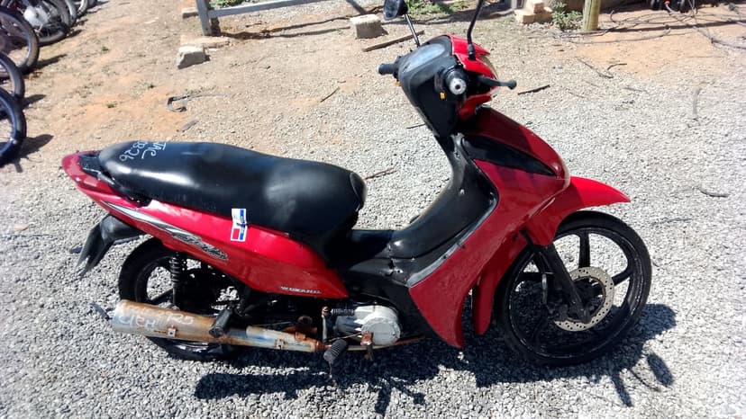 	SUCATA APROVEITAVEL COM MOTOR INSERVIVEL WUYANG / JET - N/I/N/I