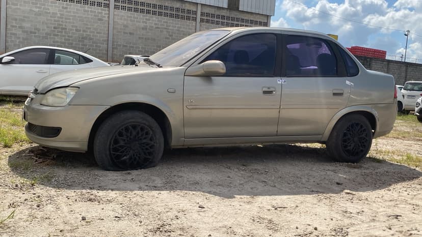VEICULO CONSERVADO CHEVROLET / CLASSIC LS - 2010/2011