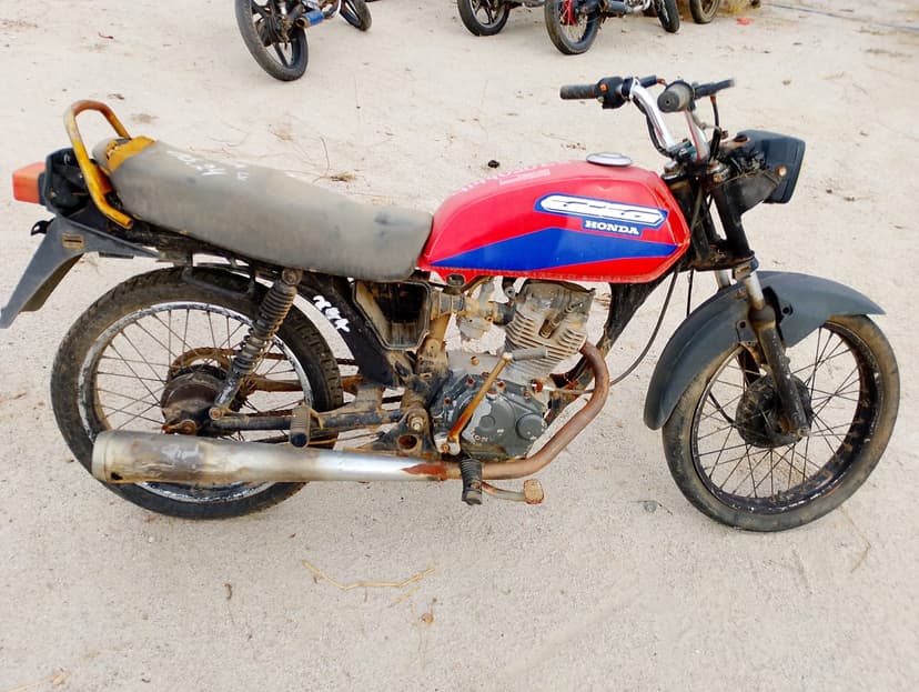 SUCATA APROVEITAVEL COM MOTOR INSERVIVEL HONDA / CG 125 TODAY - 1993/1993