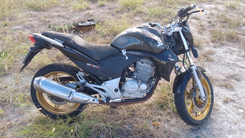 SUCATA APROVEITAVEL HONDA / CB 300R - 2015/2015