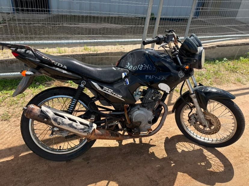 VEÍCULO CONSERVADO YAMAHA / FACTOR YBR125 K - 2010/2011