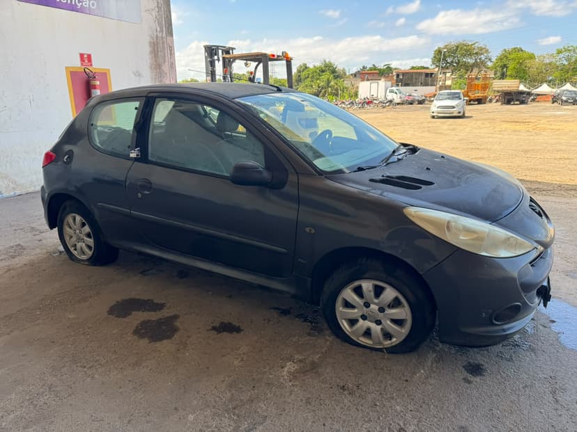 VEÍCULO CONSERVADO PEUGEOT / 207HB XR S - 2008/2009
