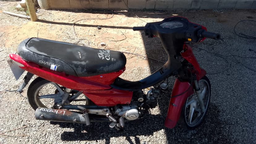 SUCATA APROVEITAVEL COM MOTOR INSERVIVEL SHINERAY / JET - N/I/N/I
