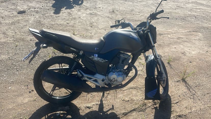 SUCATA APROVEITAVEL COM MOTOR INSERVIVEL HONDA / CG 125 FAN - 2008/2008