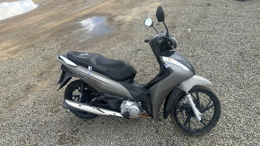 VEÍCULO CONSERVADO HONDA / BIZ 125 - 2023/2023
