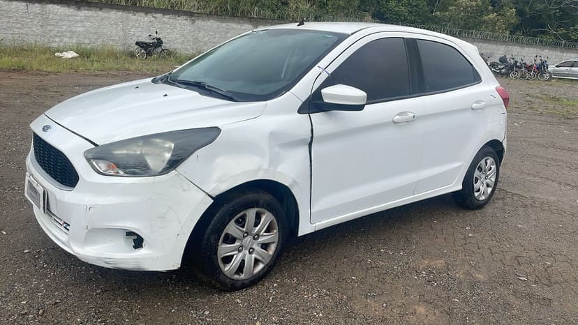 VEÍCULO CONSERVADO FORD / KA SE 1.0 HA B - 2016/2017