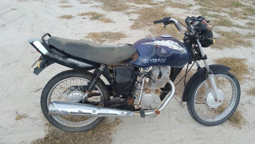SUCATA APROVEITAVEL COM MOTOR INSERVIVEL HONDA / CG 125 TITAN KSE - 2003/2003