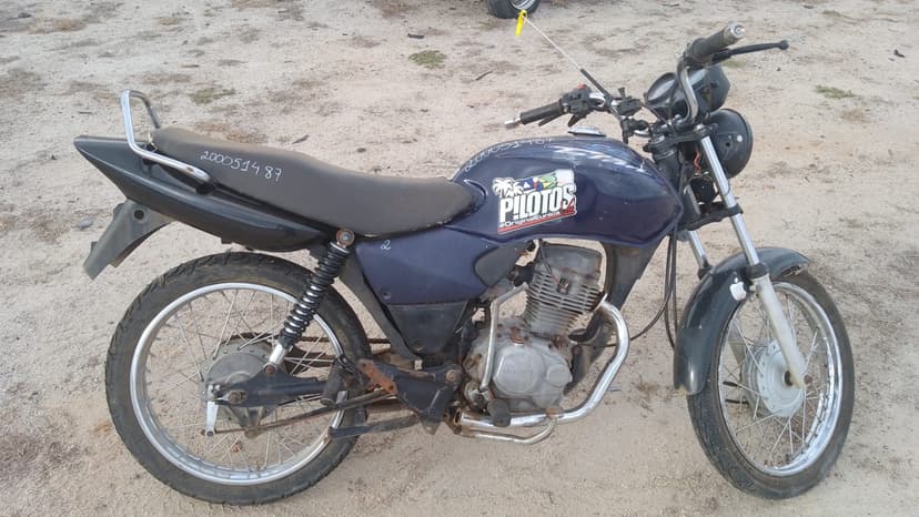 SUCATA APROVEITAVEL COM MOTOR INSERVIVEL HONDA / CG 125 TITAN KS - 2003/2003