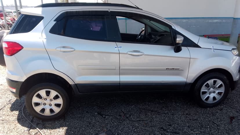VEICULO CONSERVADO FORD / ECOSPORT SE AT 2.0 - 2015/2015