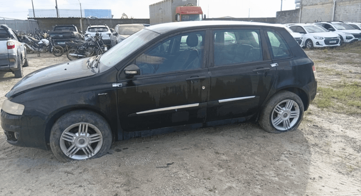 VEICULO CONSERVADO FIAT / STILO FLEX DUALOGIC - 2009/2010