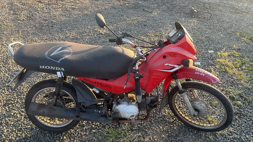 SUCATA APROVEITAVEL COM MOTOR INSERVIVEL HONDA / POP100 - 2015/2015