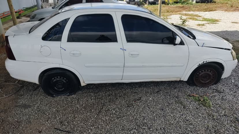 SUCATA APROVEITAVEL CHEVROLET / CORSA SEDAN PREMIUM - 2009/2010