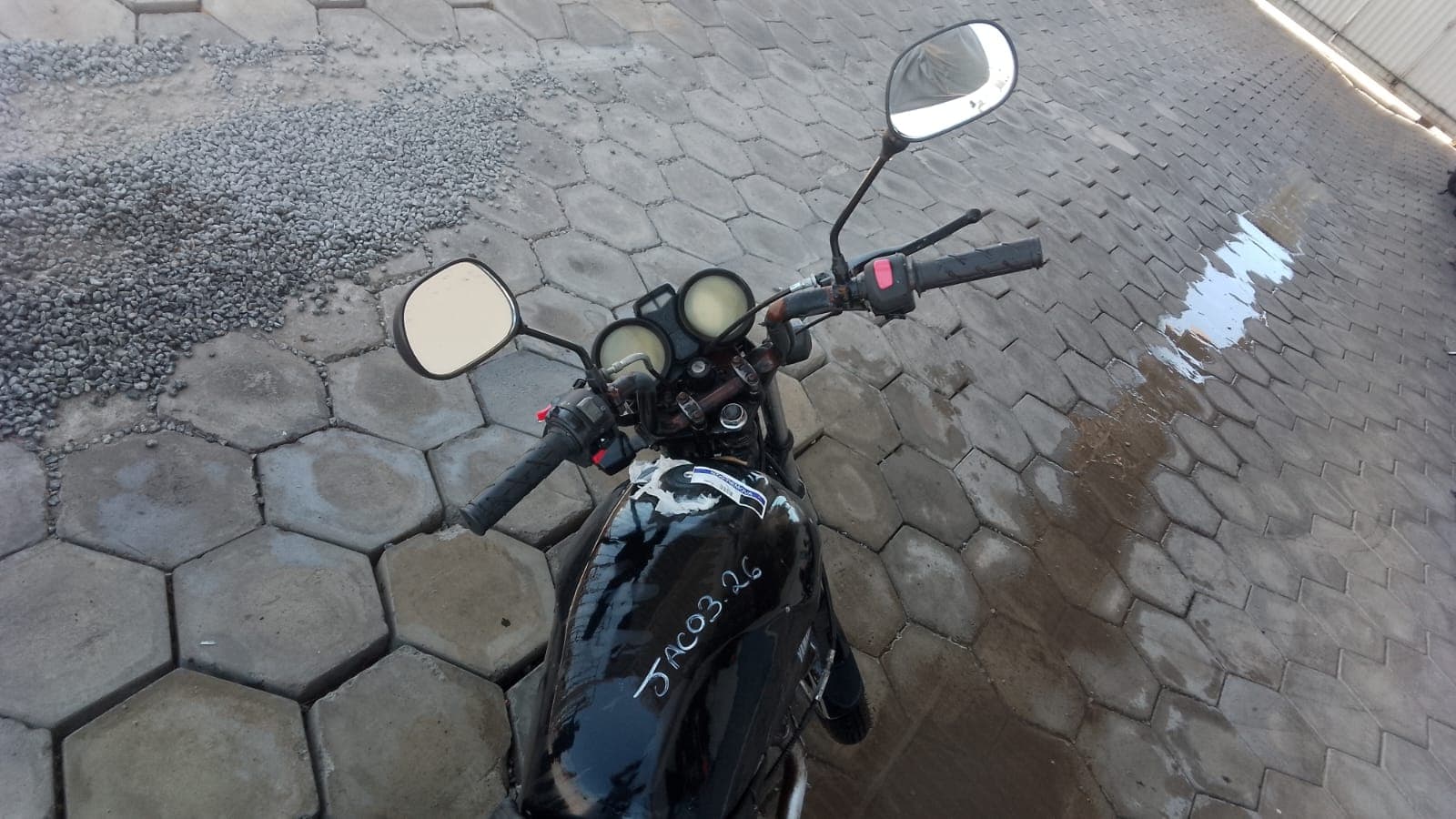 77371cf8e671a237cdf2375445616cc9.jpg