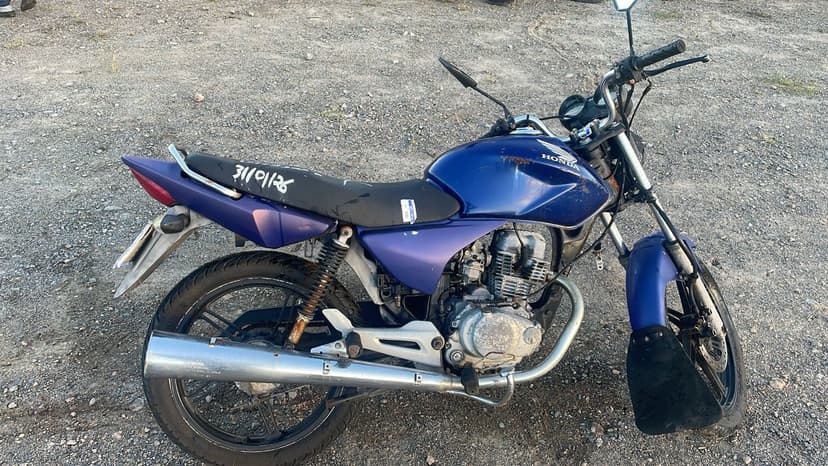 VEÍCULO CONSERVADO HONDA / CG 150 TITAN ESD - 2004/2005