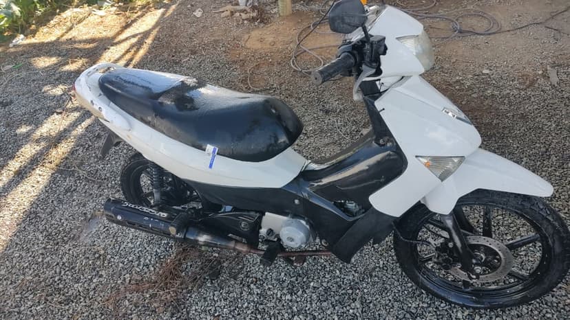 VEÍCULO CONSERVADO TRAXX/JL50Q-9 - 2015/2015