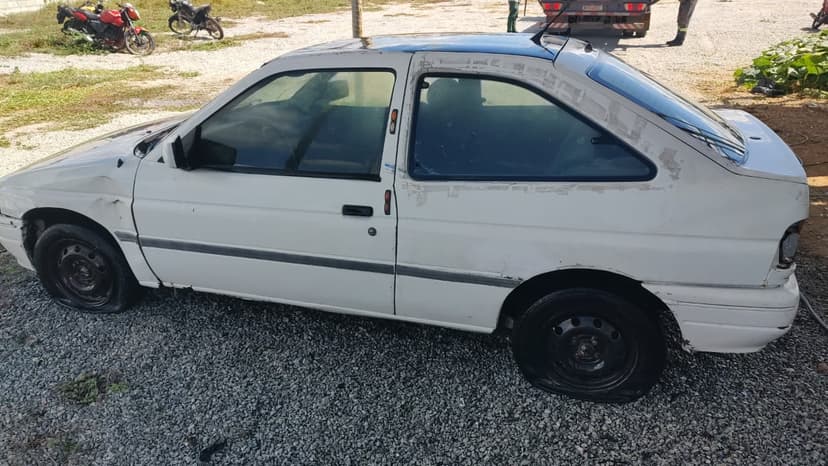 SUCATA APROVEITAVEL FORD / ESCORT 1.8I L - 1994/1994