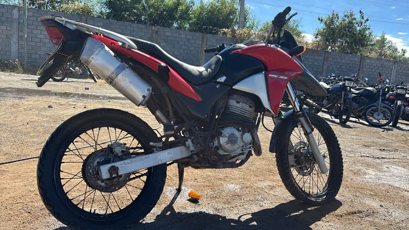 SUCATA APROVEITAVEL HONDA / XRE 300 - 2015/2015