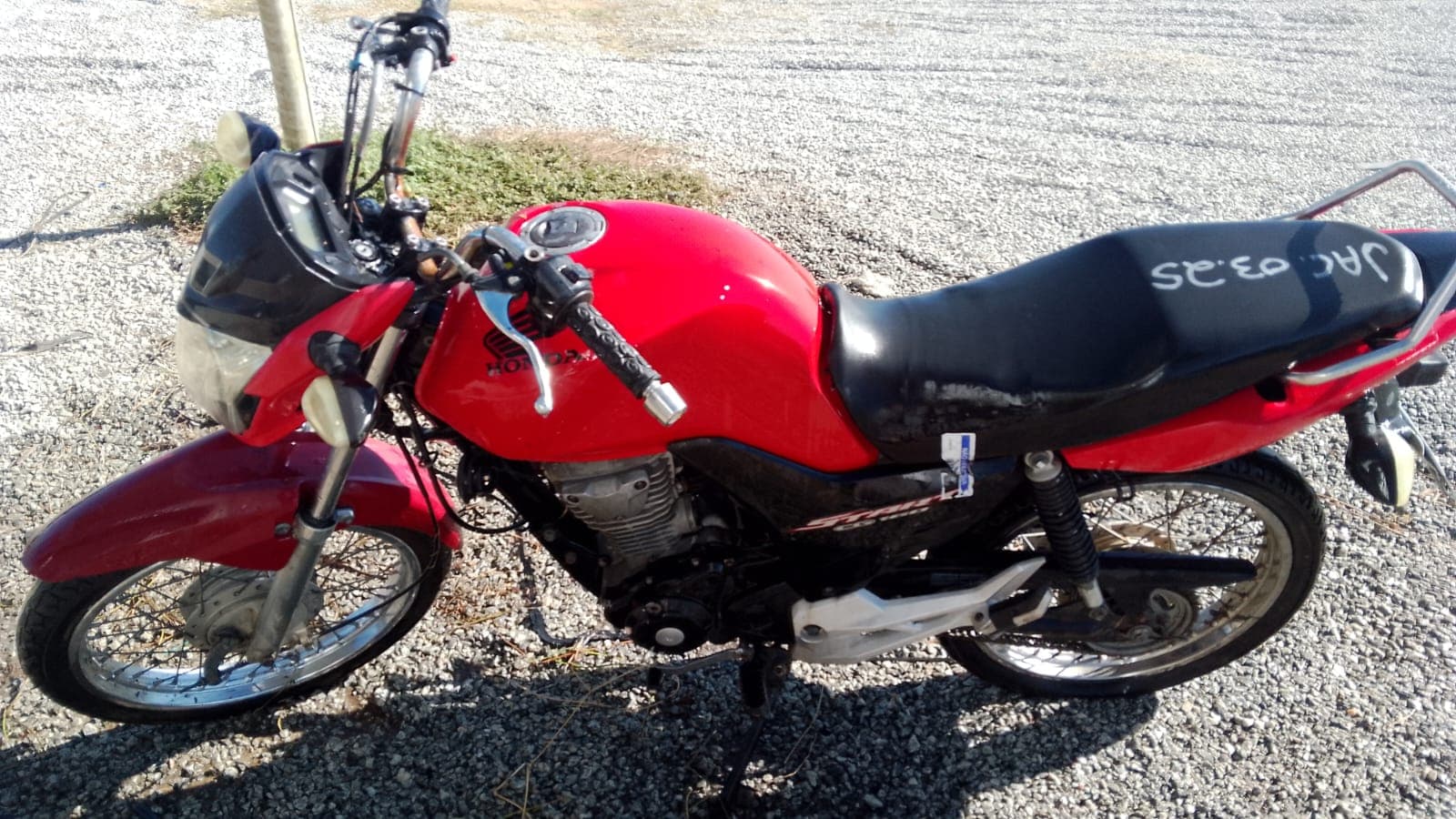 91965956cd7ba37305b6816c6a8b9590.jpg
