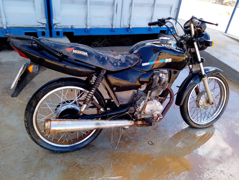 SUCATA APROVEITAVEL COM MOTOR INSERVIVEL HONDA / CG 125 FAN - 2007/2008