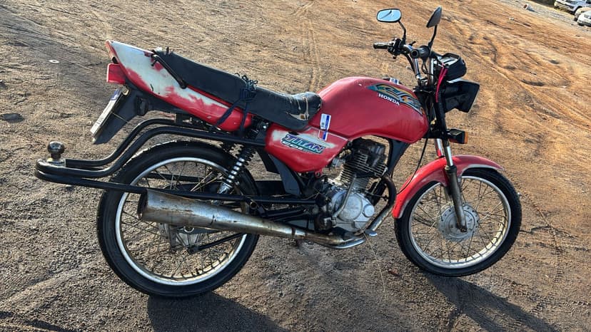 SUCATA APROVEITAVEL COM MOTOR INSERVIVEL HONDA / CG 125 TITAN - 1998/1999