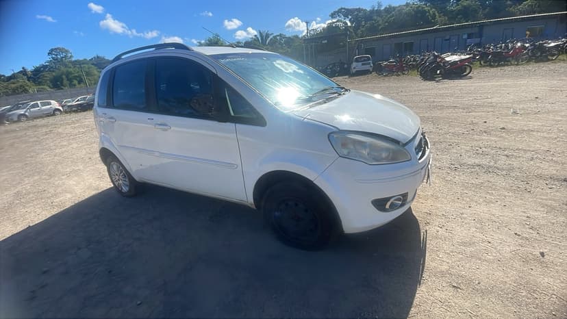 SUCATA APROVEITAVEL COM MOTOR INSERVIVEL FIAT / IDEA ATTRACTIVE 1.4 - 2013/2013