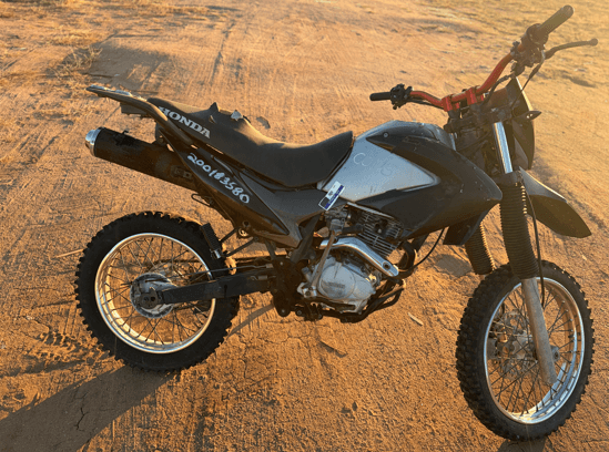 VEÍCULO CONSERVADO I/SHINERAY XY 150 GY - 2011/2012