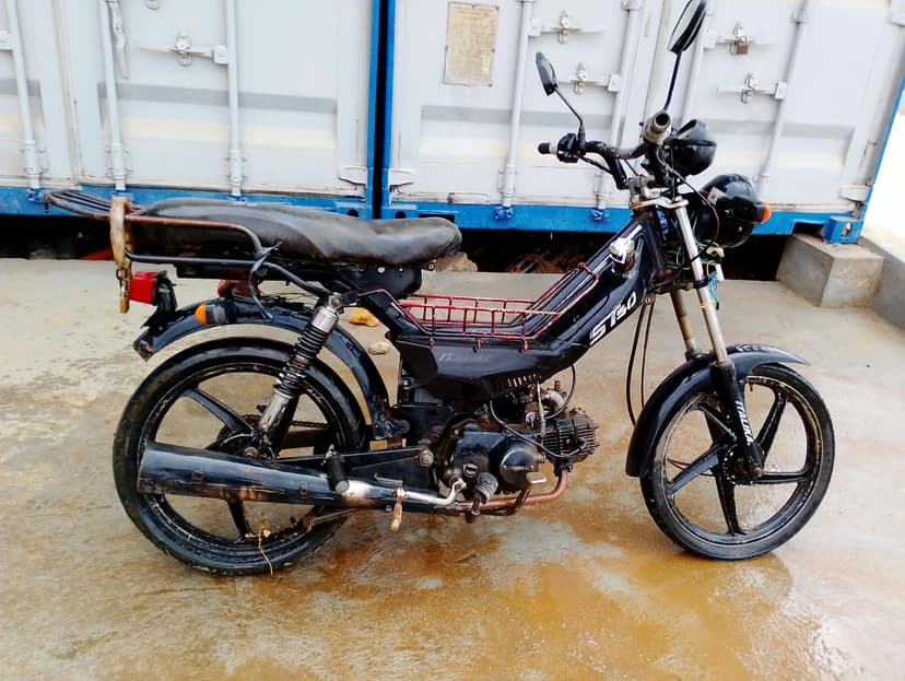 SUCATA APROVEITAVEL COM MOTOR INSERVIVEL IMP / LONCIN ITALIKA ST50 - N/I/N/I