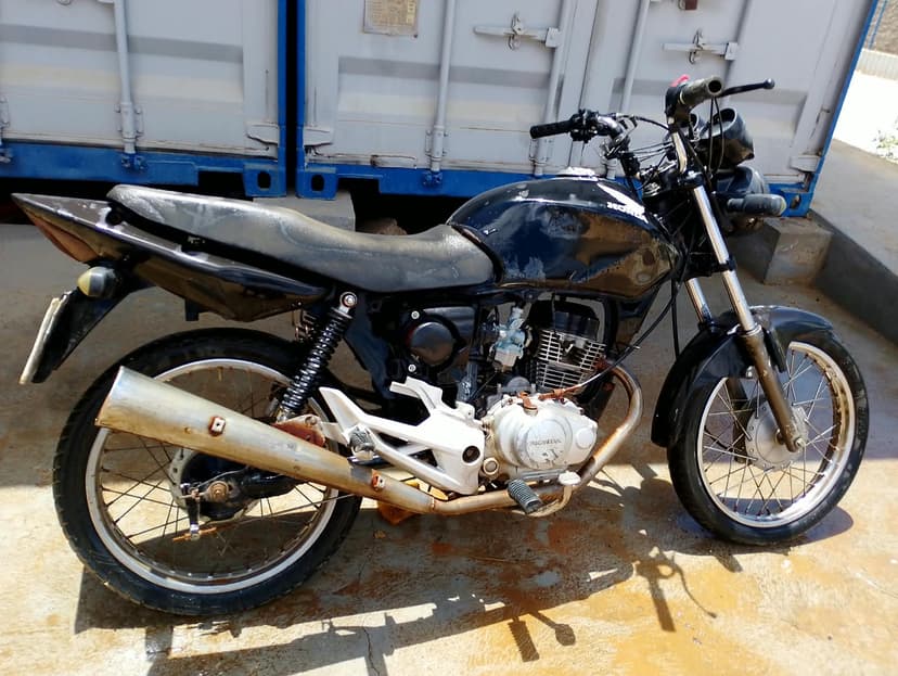 VEICULO CONSERVADO HONDA / CG 150 TITAN ESD - 2004/2004