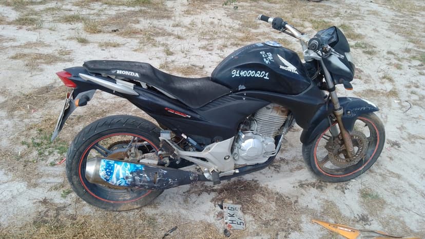 SUCATA APROVEITAVEL HONDA / CB 300R - 2011/2012