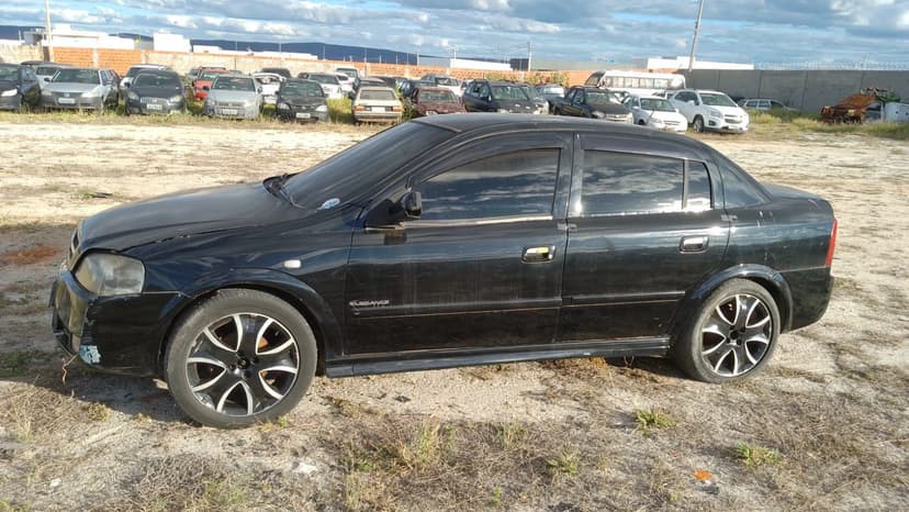 SUCATA APROVEITAVEL GM / ASTRA SEDAN ELEGANCE - 2005/2005