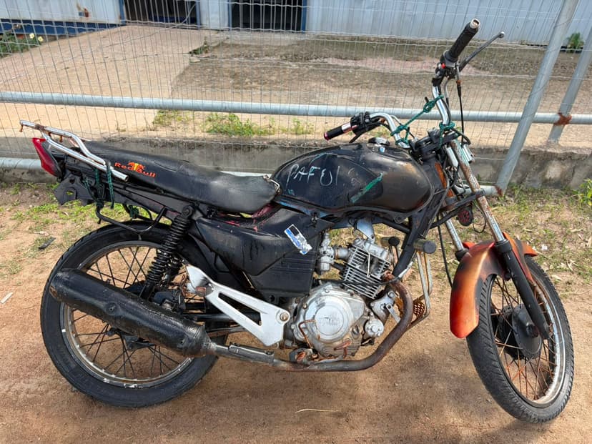 SUCATA APROVEITAVEL YAMAHA / YBR 125E - 2003/2004