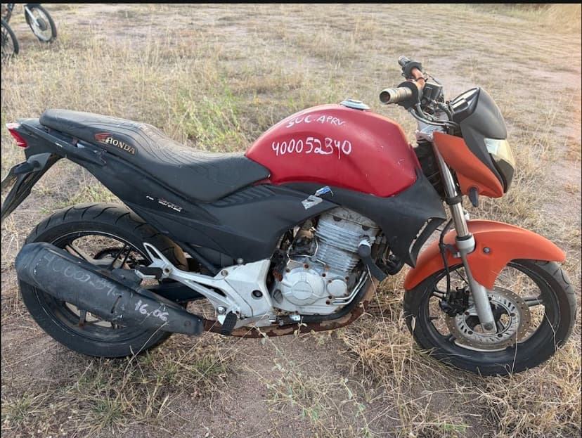 SUCATA APROVEITAVEL HONDA / CB 300R - 2009/2010