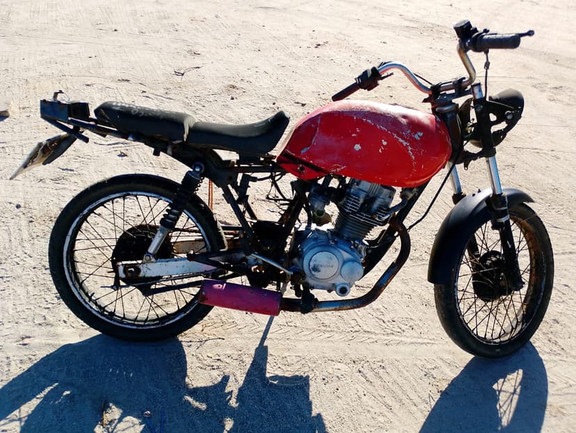 SUCATA APROVEITAVEL COM MOTOR INSERVIVEL SUNDOWN / MAX 125 SE - 2008/2008