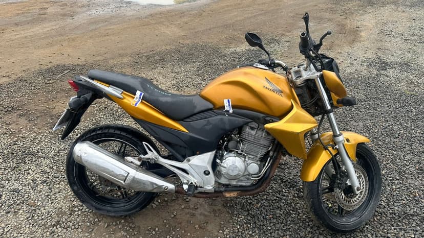 SUCATA APROVEITAVEL HONDA / CB 300R - 2010/2010