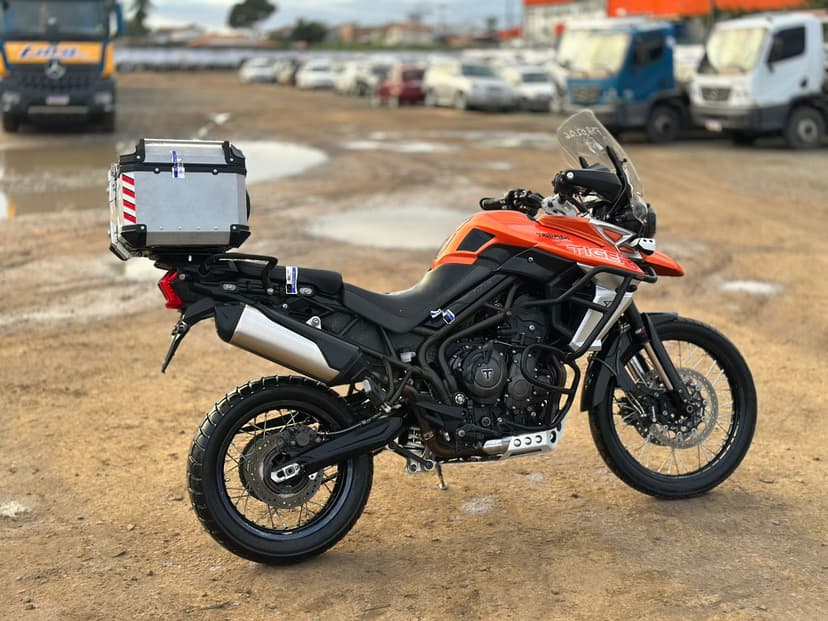 VEÍCULO CONSERVADO TRIUMPH / TIGER 800 XCX - 2019/2020