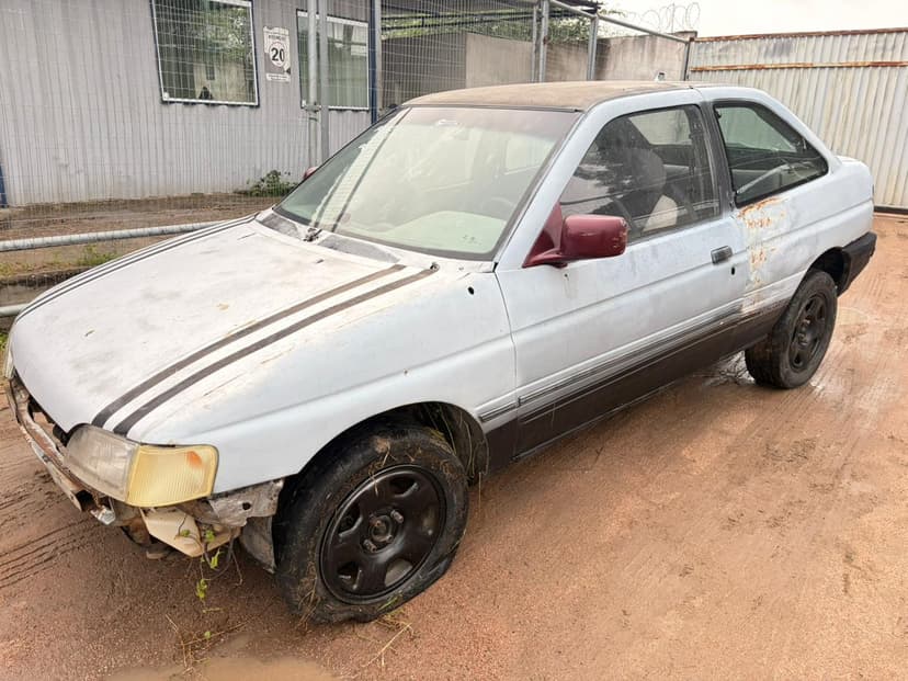 SUCATA APROVEITAVEL FORD / ESCORT 1.8 L - 1993/1994