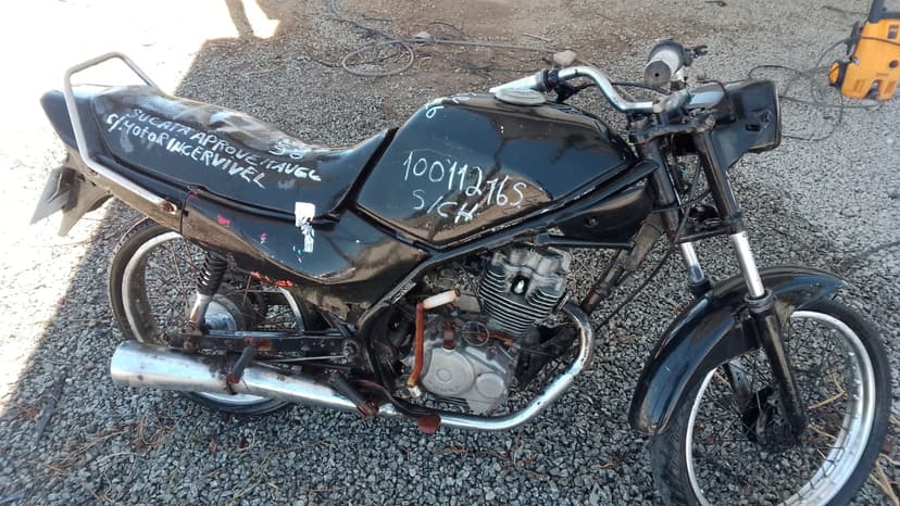 SUCATA APROVEITAVEL COM MOTOR INSERVIVEL HONDA/ CG CBX - N/I/N/I