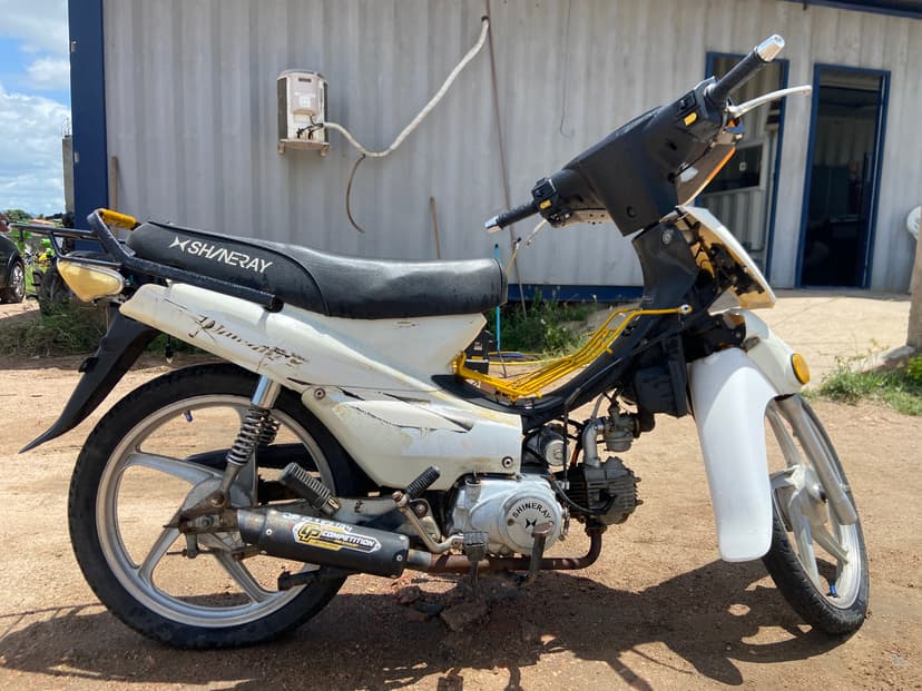 SUCATA APROVEITAVEL COM MOTOR INSERVIVEL  SHINERAY / PHOENIX - N/I/N/I