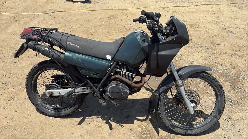 VEICULO CONSERVADO HONDA / NX 200 - 2000/2001