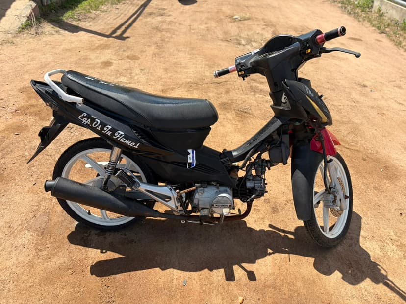 SUCATA APROVEITAVEL COM MOTOR INSERVIVEL SHINERAY / PHOENIX - N/I/N/I