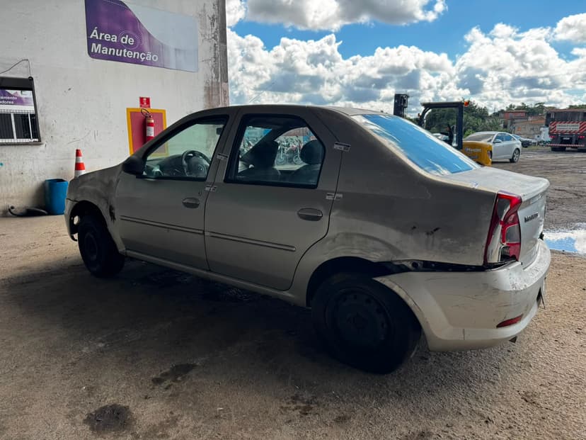 VEICULO CONSERVADO RENAULT / LOGAN EXP 16 - 2011/2011