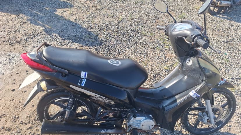 SUCATA APROVEITAVEL COM MOTOR INSERVIVEL WUYANG / 50 CC - N/I/N/I