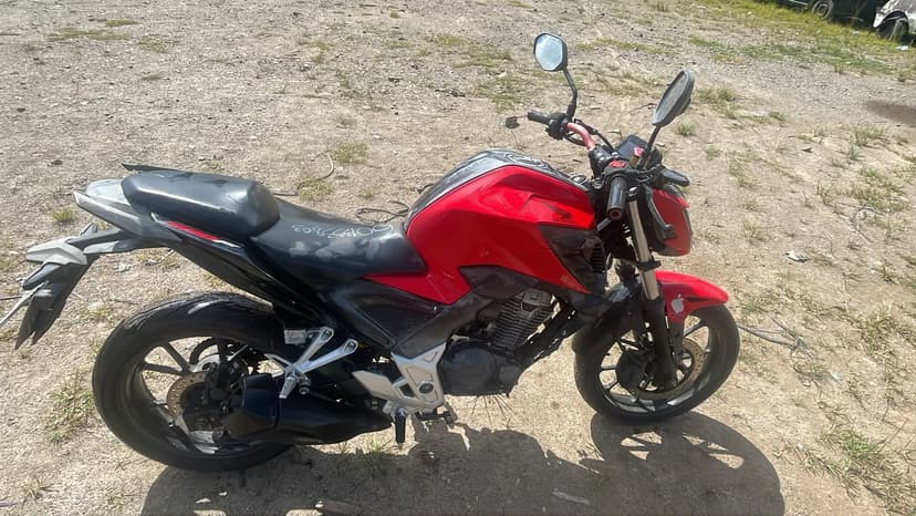 VEICULO CONSERVADO HONDA / CB300F TWISTER ABS - 2024/2024