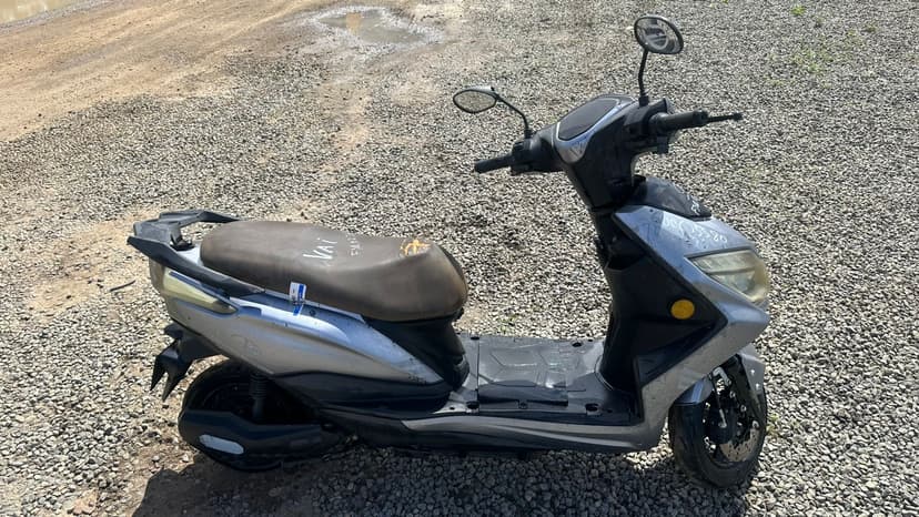 SUCATA APROVEITAVEL COM MOTOR INSERVIVEL YASUNA / BOLF - N/I/N/I