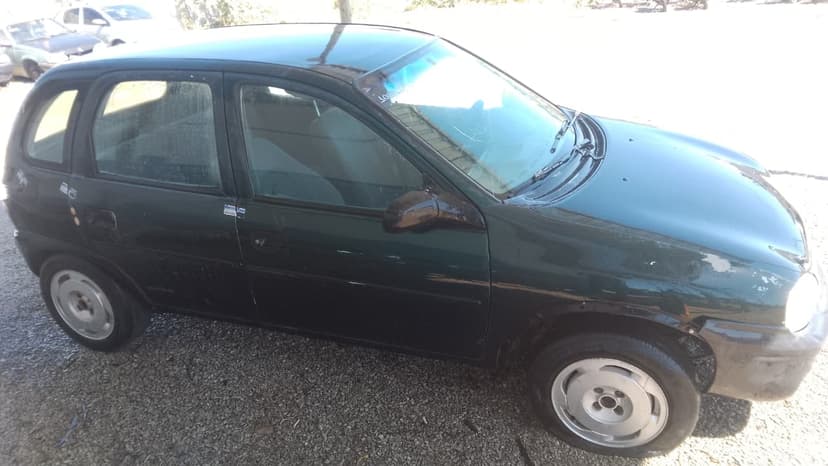 SUCATA APROVEITAVEL GM / CORSA SUPER - 1997/1998