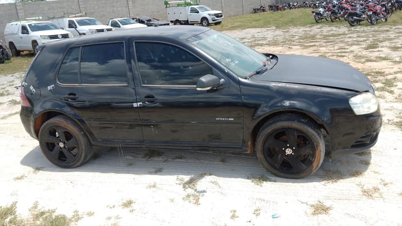 SUCATA APROVEITAVEL VW / GOLF 1.6 SPORTLINE - 2008/2008
