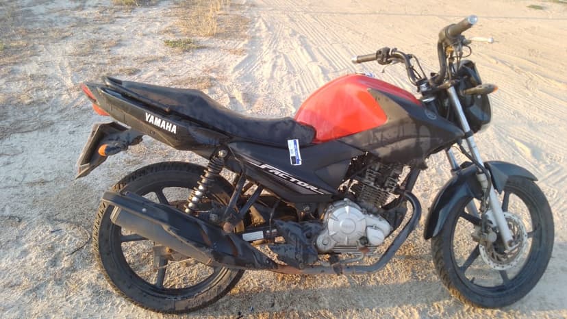 VEÍCULO CONSERVADO YAMAHA / YBR125I FACTOR ED - 2021/2022