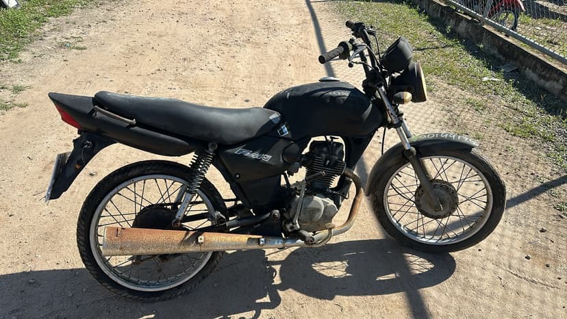 SUCATA APROVEITAVEL COM MOTOR INSERVIVEL HONDA / CG 125 FAN - 2007/2007