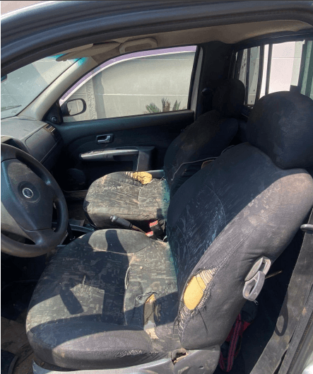 Veículo FIAT/Strada Trek Flex, ano 2004/2005